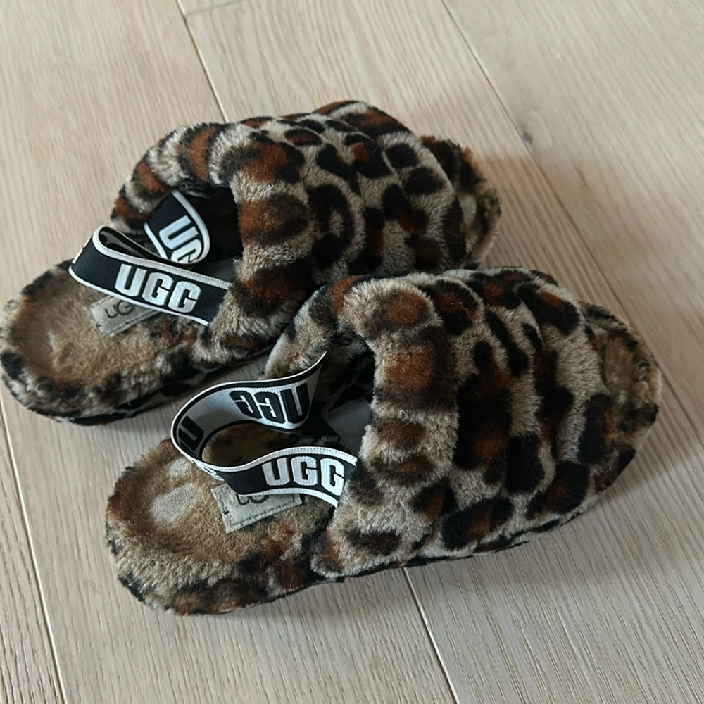 UGG leopard platform slippers